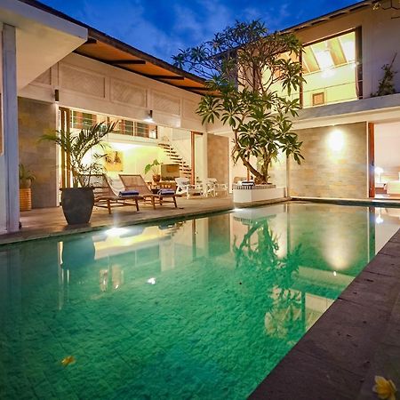 Bias Villa Seminyak Exterior foto