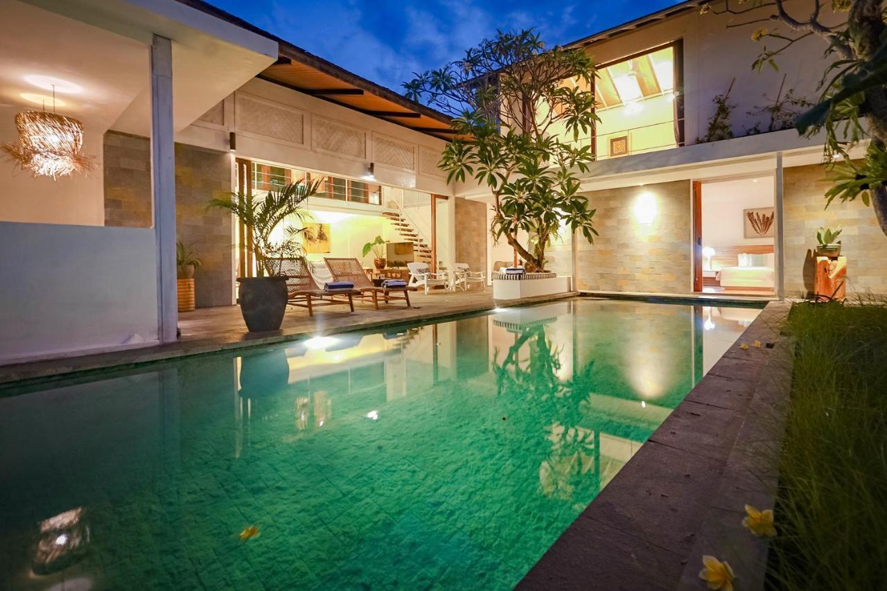 Bias Villa Seminyak Exterior foto