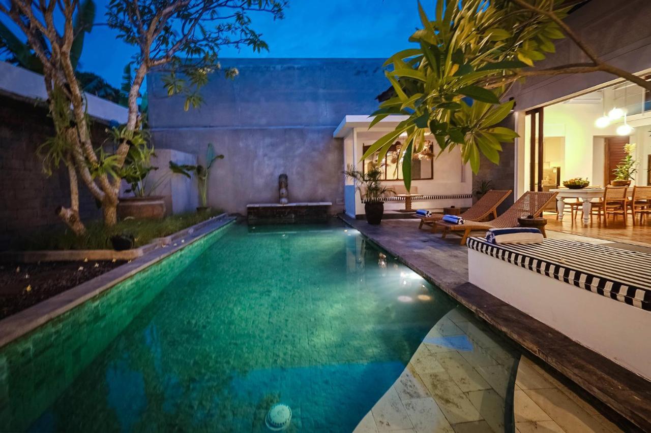 Bias Villa Seminyak Exterior foto